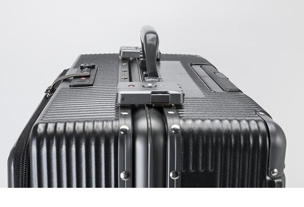 Business Travel Suitcase with USB Charging